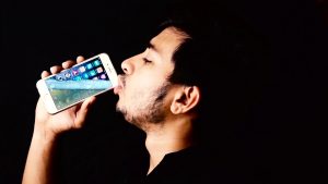 iphone drinking water